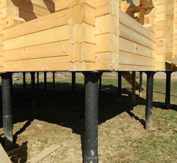 Винтовой фундамент под дом из бруса в Болхове