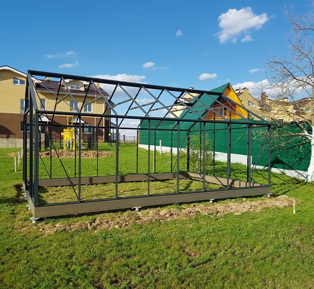 Винтовые сваи для теплиц в Болхове